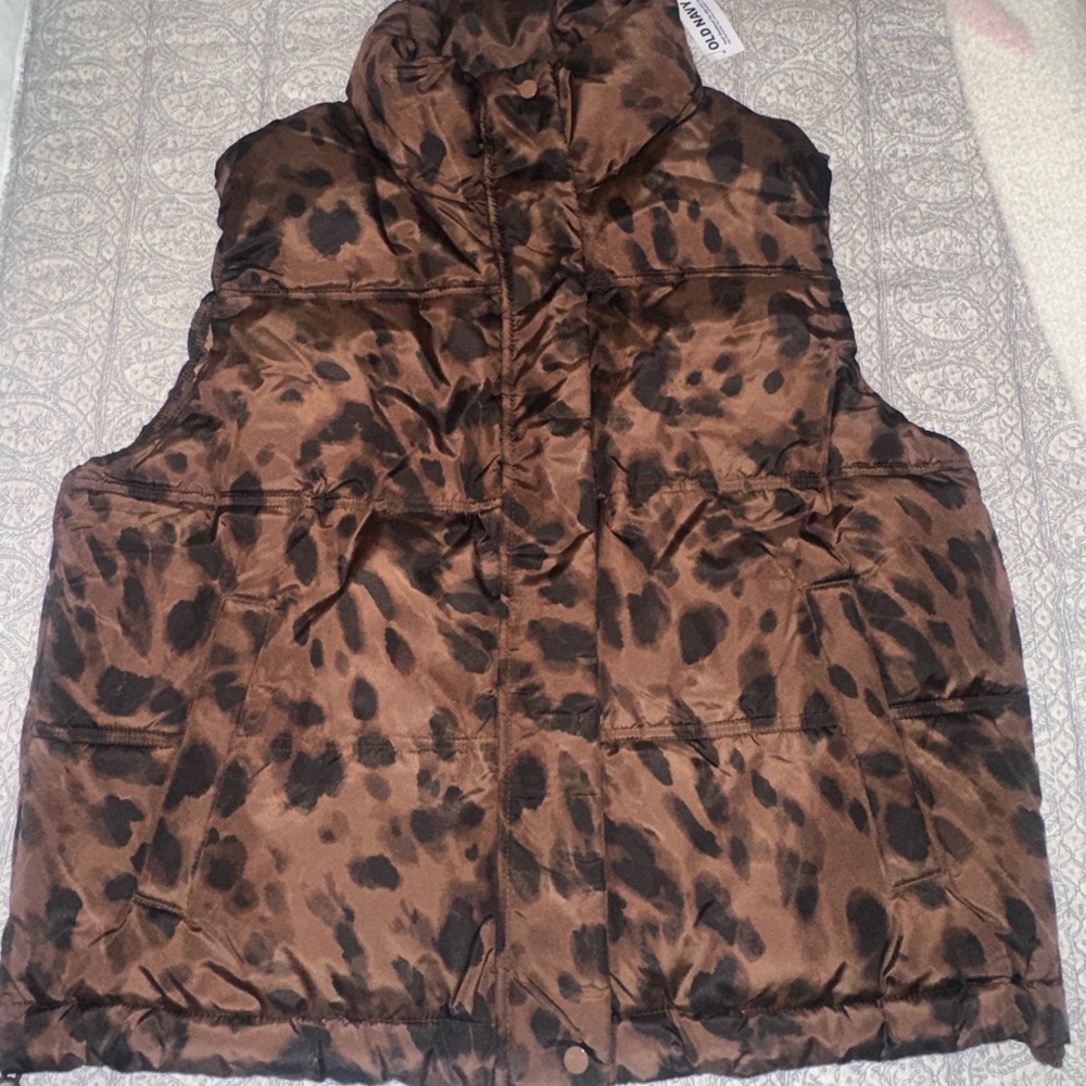Old Navy Leopard Print Vest (Brand New)